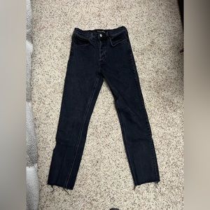 Aritzia Denim Forum Yoko Slim Straight Jeans